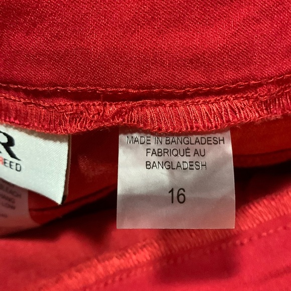 Caroll Reed Stretchy Red Capris - Picture 6 of 8